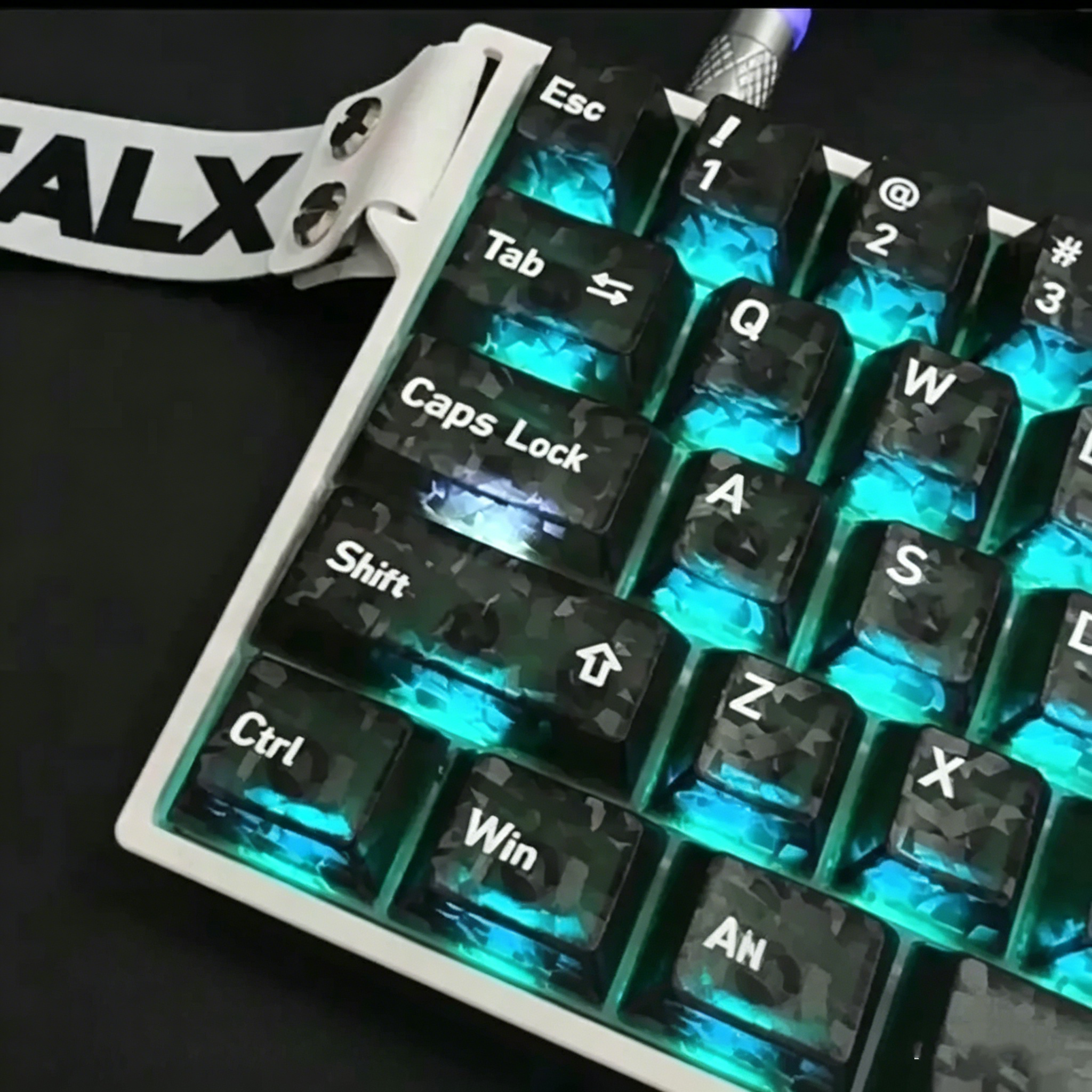 2026 New Forged Carbon Fiber T - Keyboard Gaming Transparent incelemesi ve fiyatı